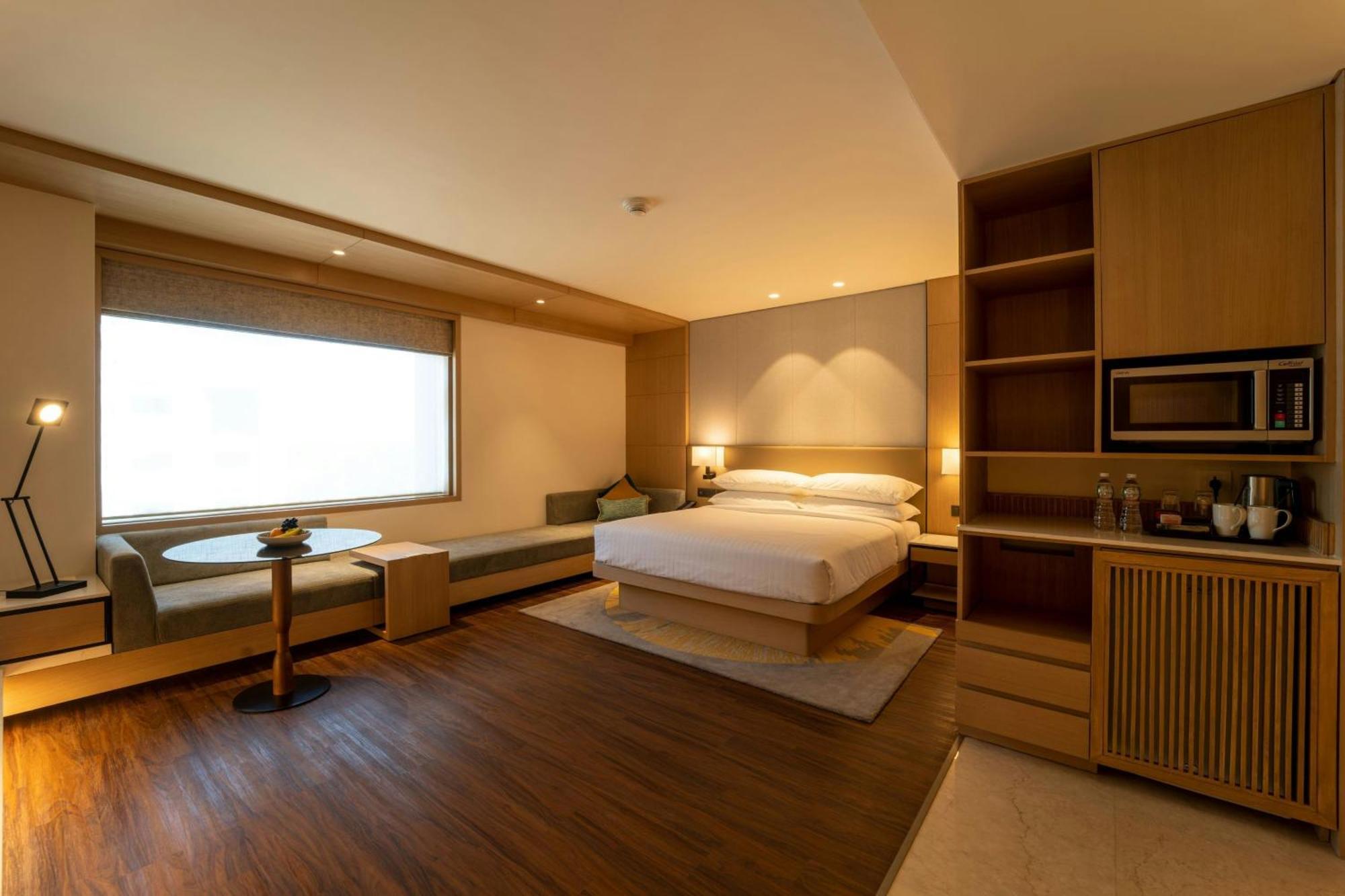 Courtyard By Marriott Вадодара Екстер'єр фото