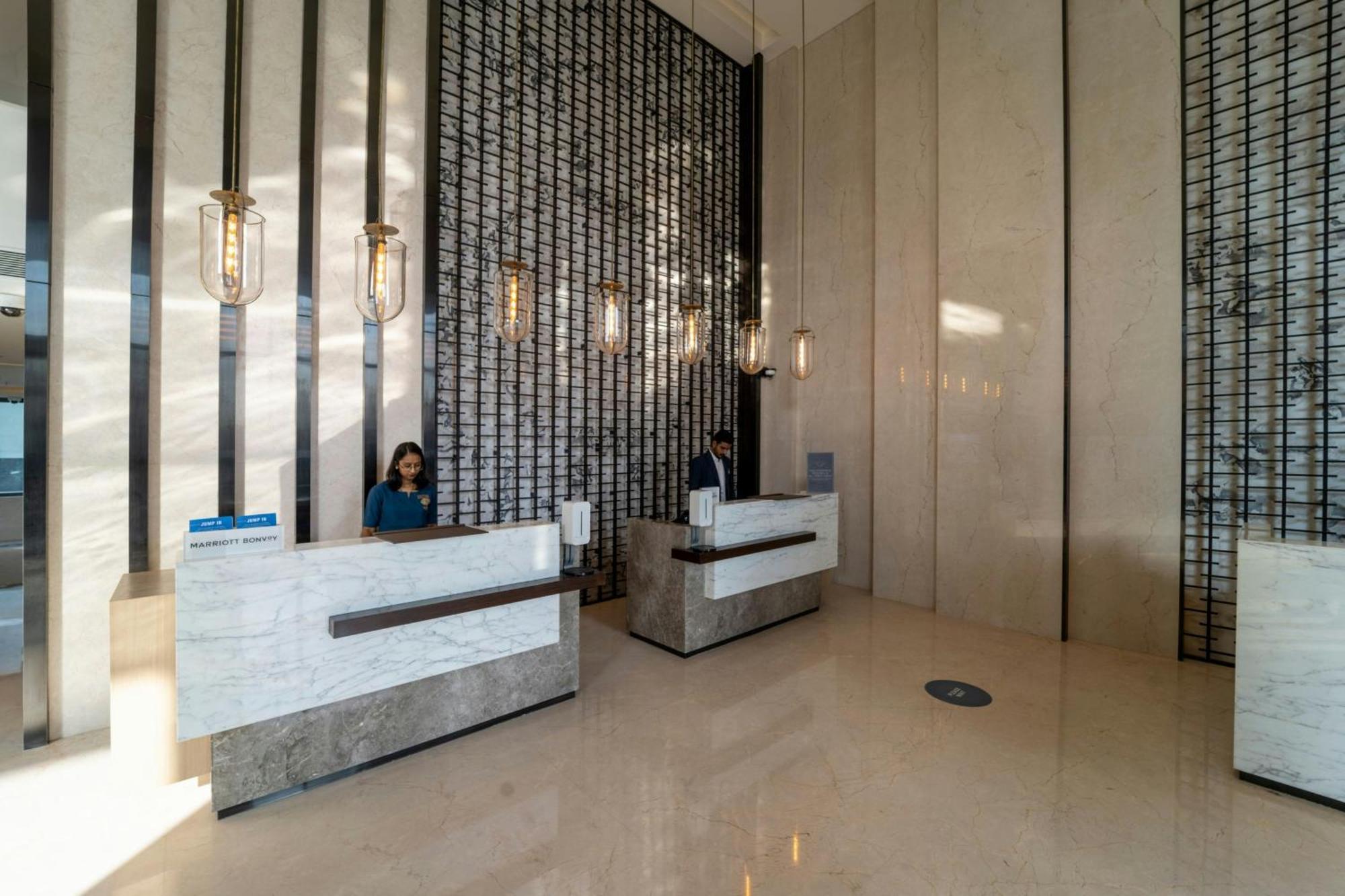 Courtyard By Marriott Вадодара Екстер'єр фото
